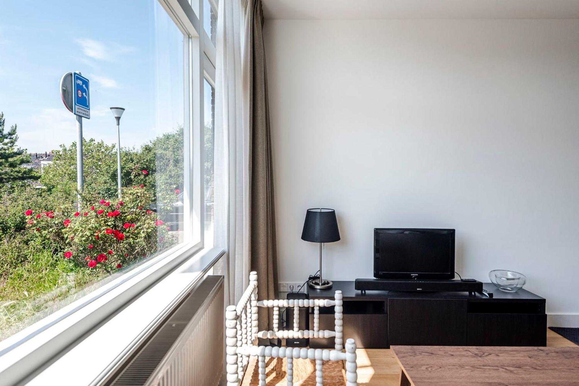 The Apartment Shell 42 Зандфорт Экстерьер фото